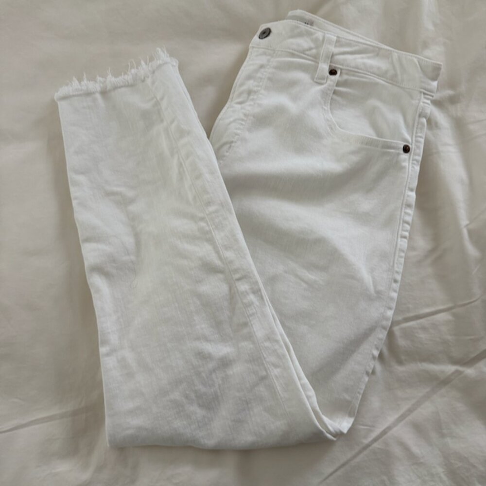 Abercrombie & Fitch Curve Love High Rise Super Skinny Ankle Jean - Size 32 Short